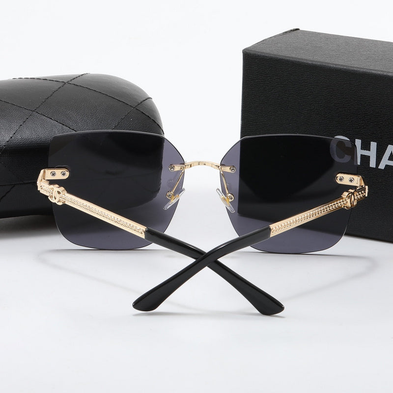 9179  Sunglasses with box