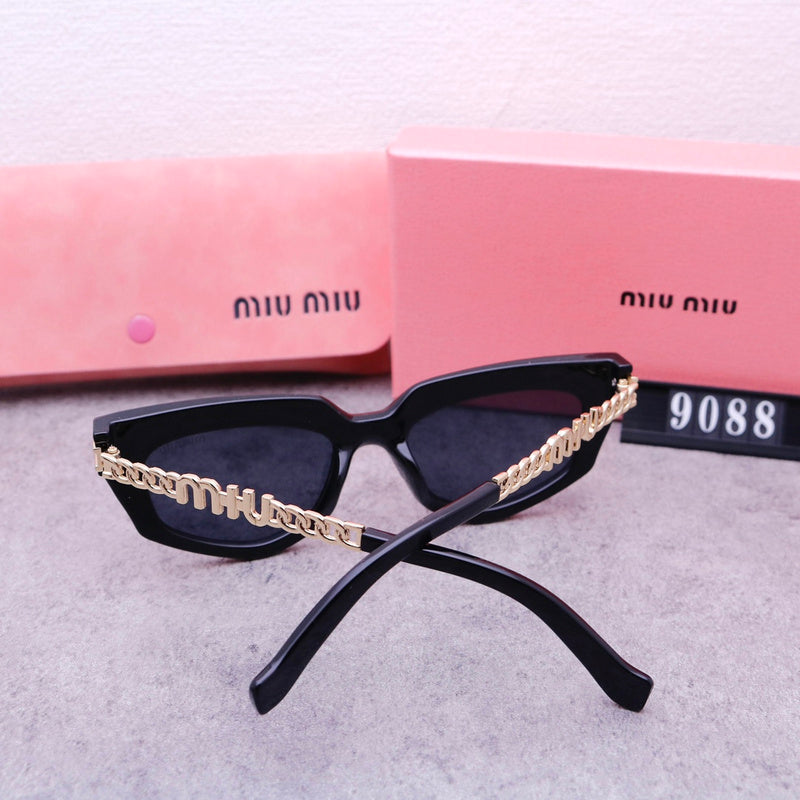 9088  Sunglasses with box