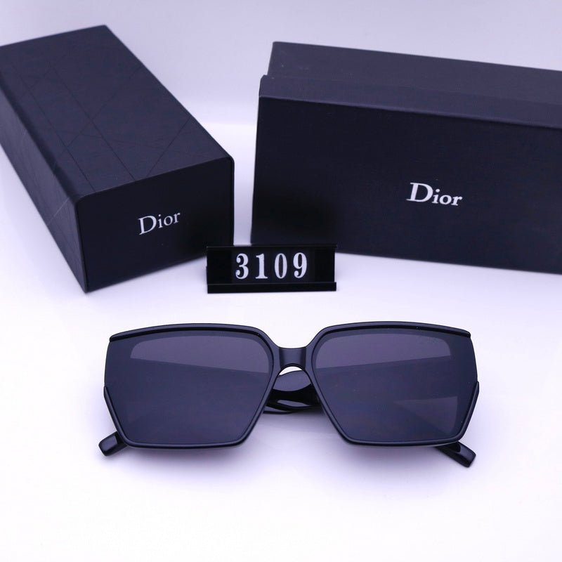 3109  Sunglasses with box