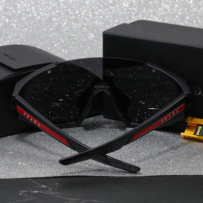 115  Sunglasses with box