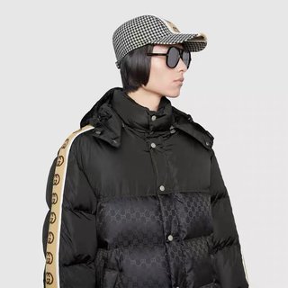 GGC8  Side webbed logo double G dark jacquard patterned with cap down coat