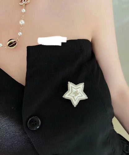 D166  Five-pointed star brooch jewelry