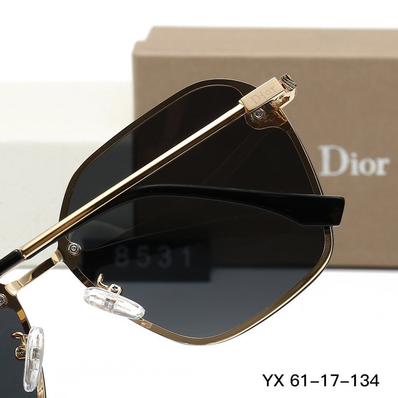 8531 Sunglasses with box