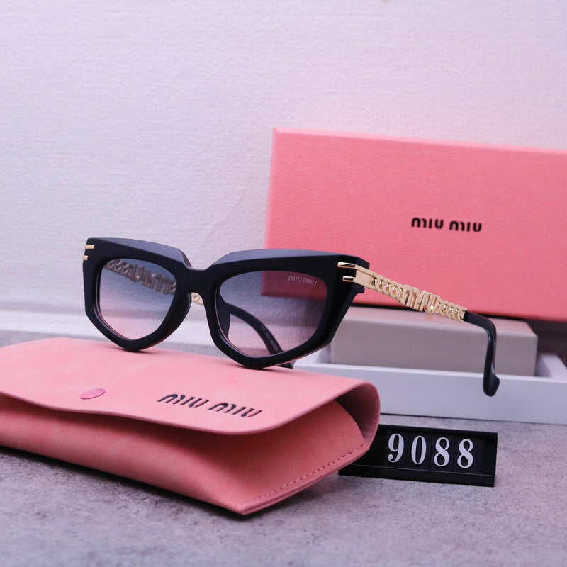 9088  Sunglasses with box