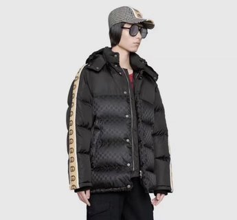 GGC8  Side webbed logo double G dark jacquard patterned with cap down coat