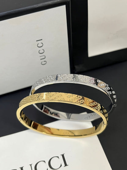 S373    Women's fashion 18K titanium steel bracelet   Jewelry