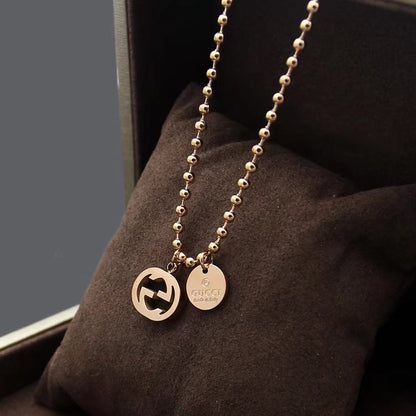 GN04    Letter Round Pendant Necklace Jewelry