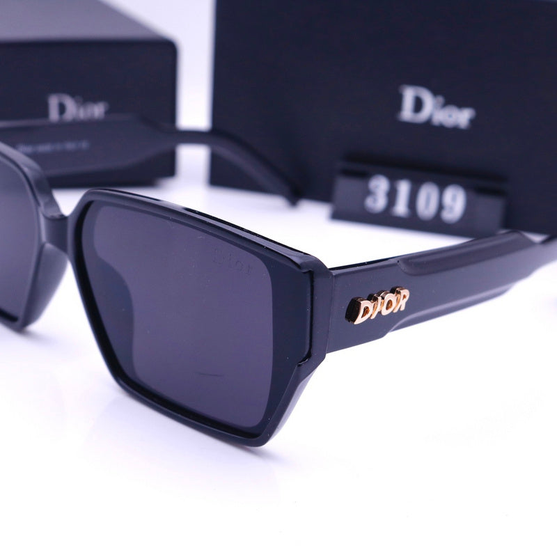 3109  Sunglasses with box