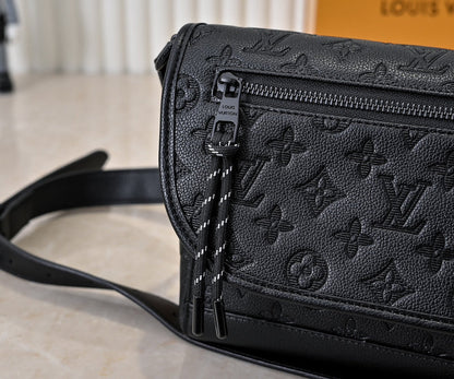 LLP016 Leather bag 26.6-17-11CM   for women and men Bags