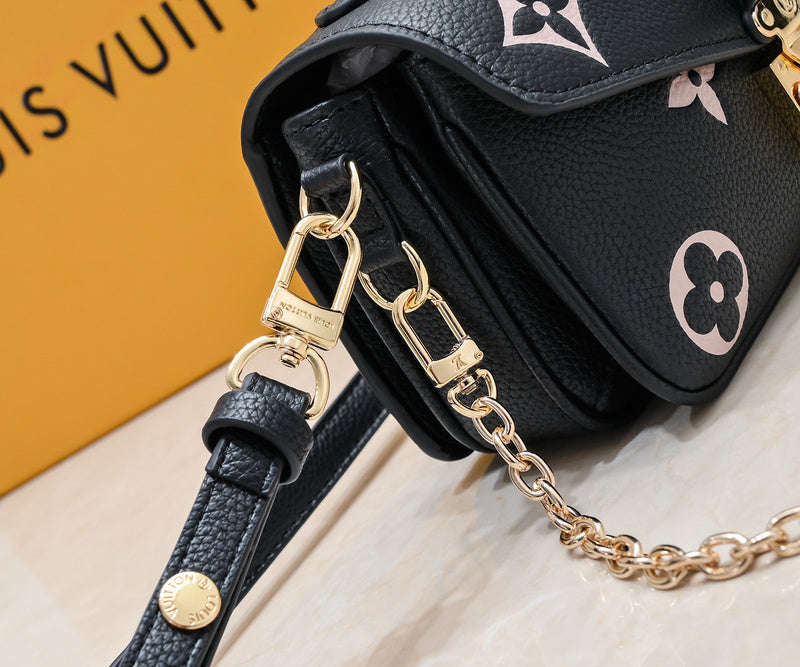 LLP040 Leather bag 21.5x13.5x6CM Bags