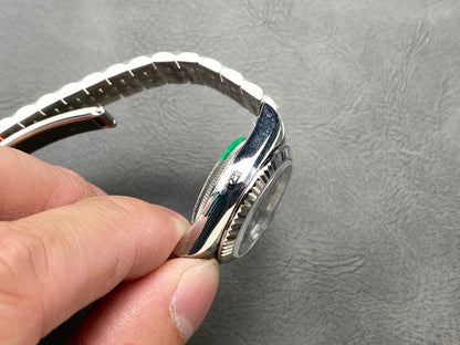 RW63  Women's new fashion watch 28mm