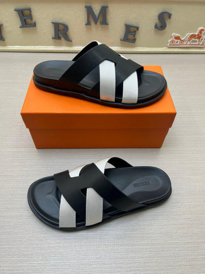 YHS1 Slippers Men shoes 38-46 With box