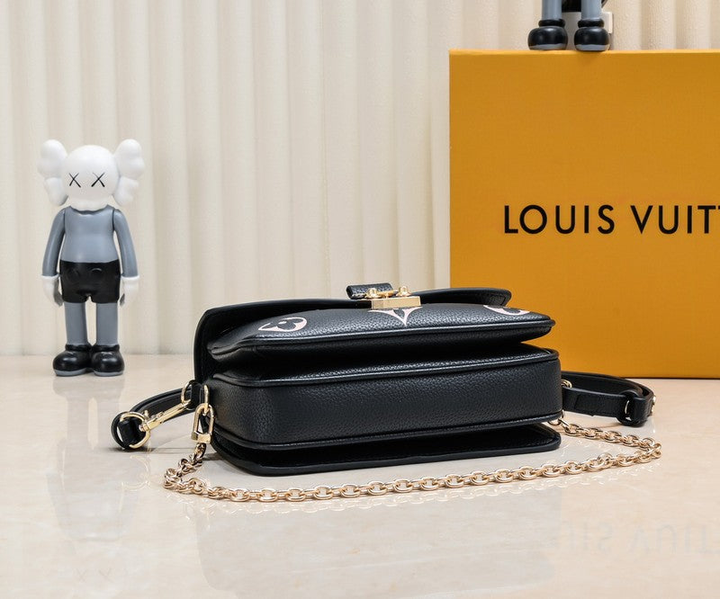 LLP040 Leather bag 21.5x13.5x6CM Bags