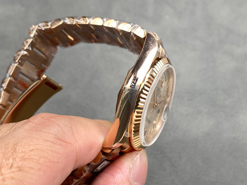 RW70  Men's and women's watches 36mm