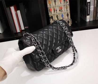 XCP18 Leather bag 25.5-15-7.5CM