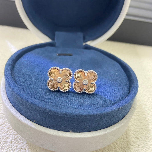 AVSE2   Medium size four-leaf clover earrings with diamond laser color separation jewelry