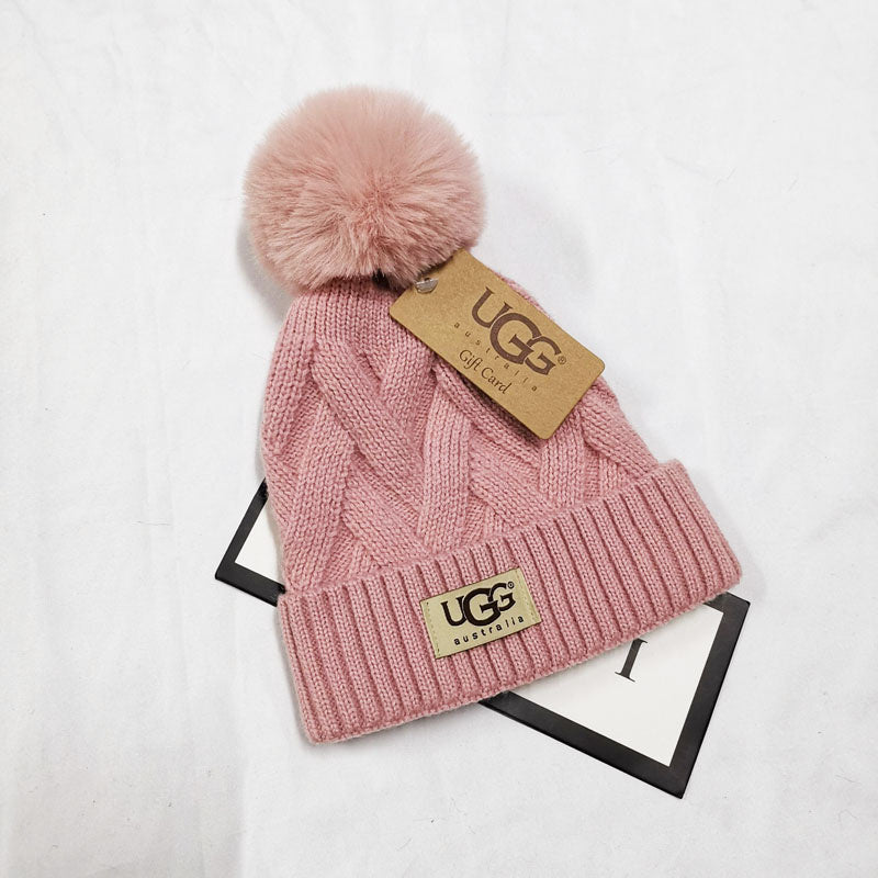 PUGH3  Women's slash hairball hat