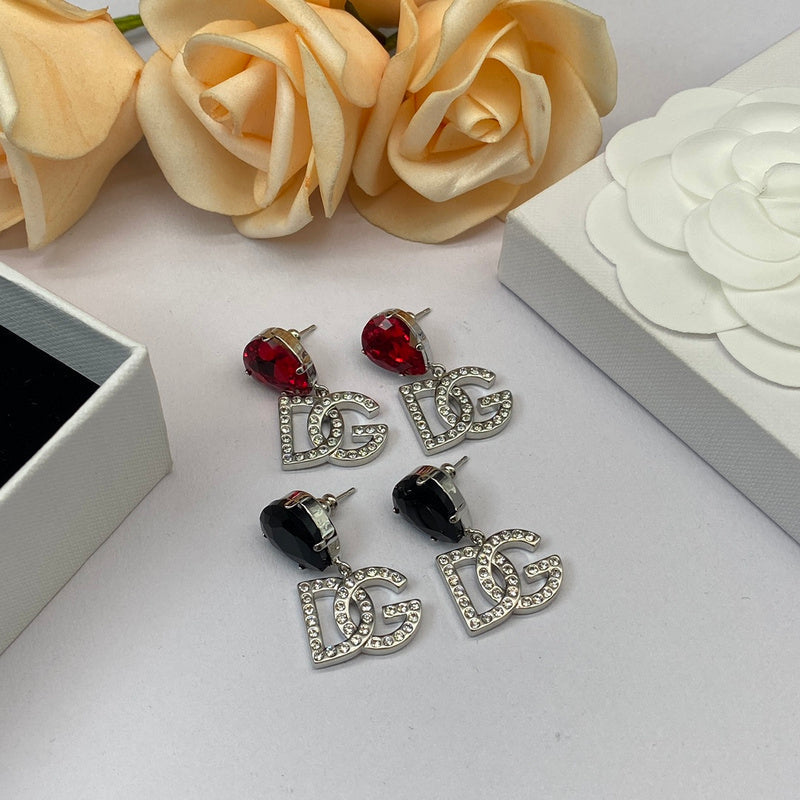 DGE8    Women's fashion earrings  Jewelry