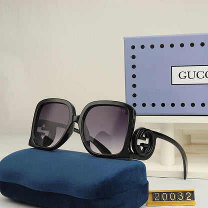 20032 Sunglasses with box