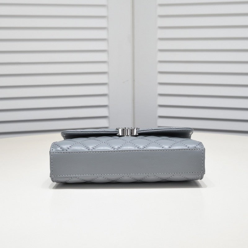 LCP01 Leather shoulder bag 19-10-4.5CM Bags