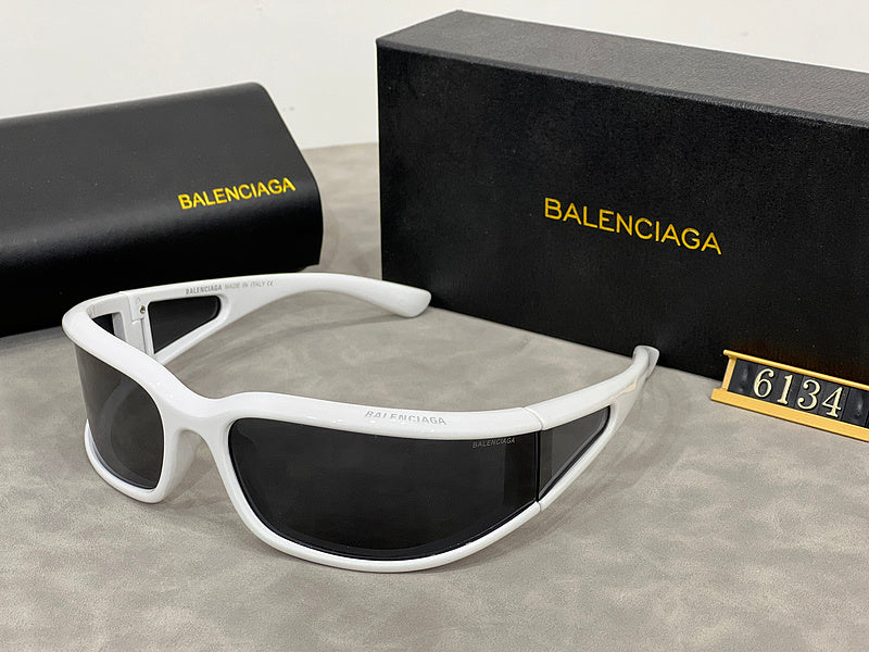 6134 Sunglasses with box