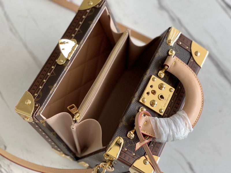 LLP021 Leather Bag 22.5-17-11CM Hard box high-quality Shoulder Bags