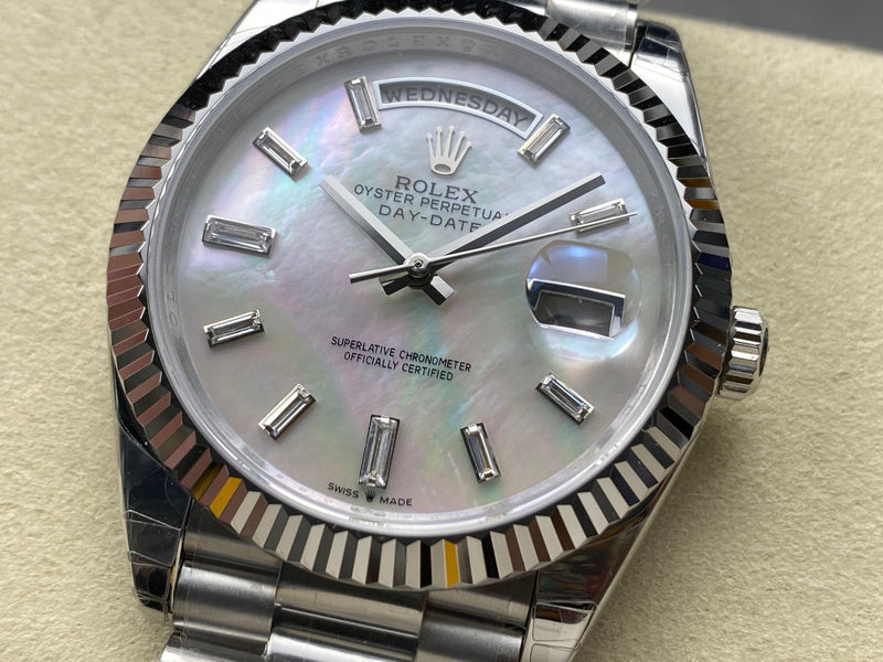 RW58  Women's fritillary face double calendar Week log watch 31MM