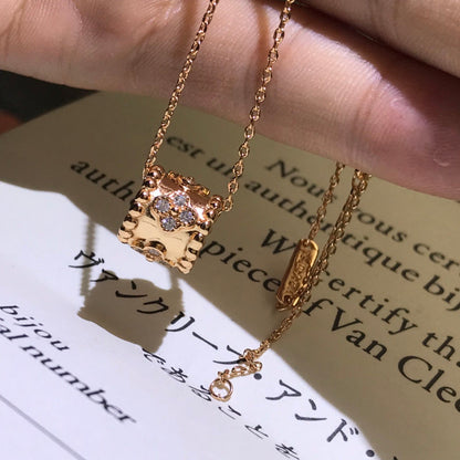 AVSN10   Women's kaleidoscope necklace jewelry