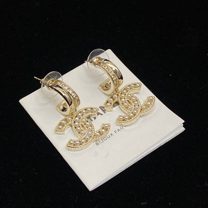 CHE76   Women's Peach Heart Double C Pearl Earnail Jewelry