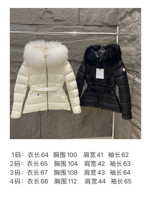 042054  Women's down jacket with fur collar