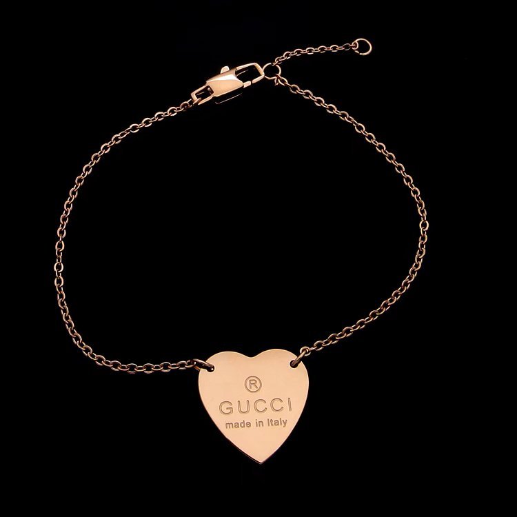 GB011   Gold plated peach heart bracelet jewelry