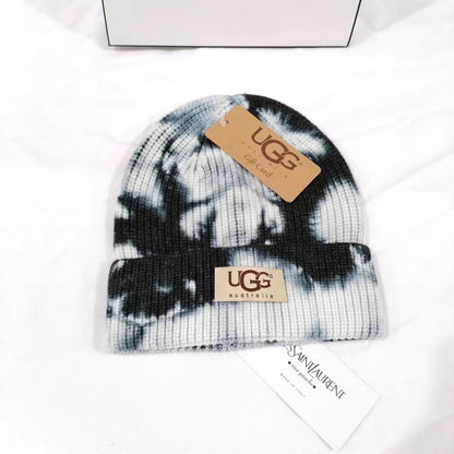 PUGH7    Tie dye multicolor core-yarn knitted hat