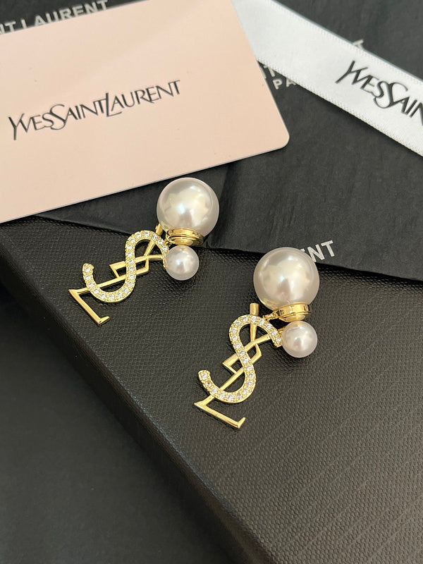 A1081  Women's new fashion stud earrings jewelry