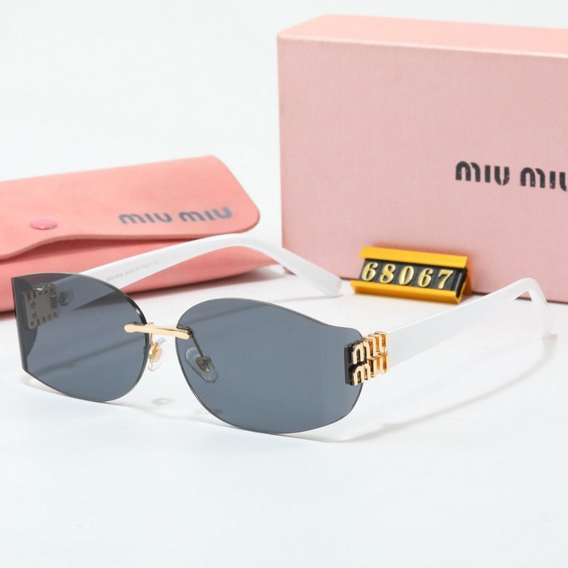 68057 Sunglasses with box