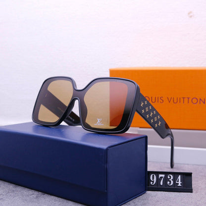 9734 Sunglasses with box