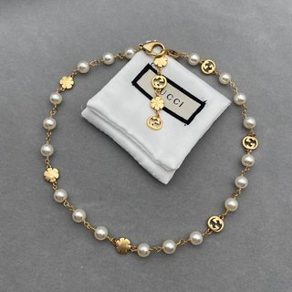 GUN7  New interlocking double G flower pearl necklace