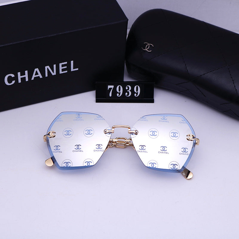 7939 Sunglasses with box