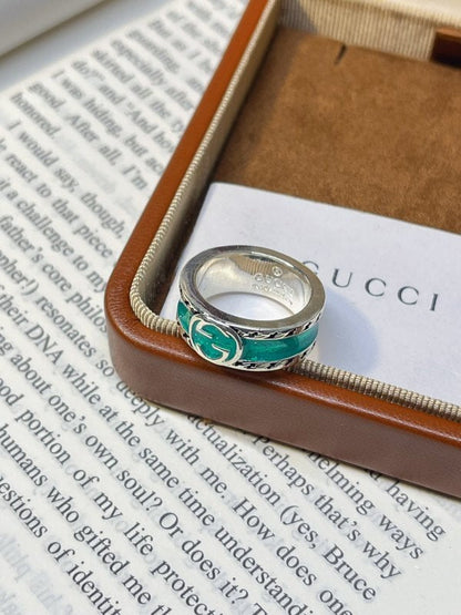 J145  Men's and women's vintage ring jewelry