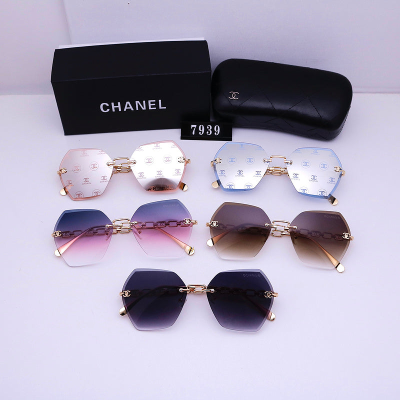 7939 Sunglasses with box