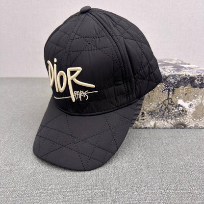 DIH45 New autumn and winter cotton padded warm baseball cap Hat