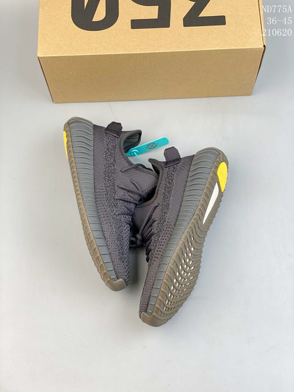 BYS04 Couples Yeezy shoes 36-46 with box