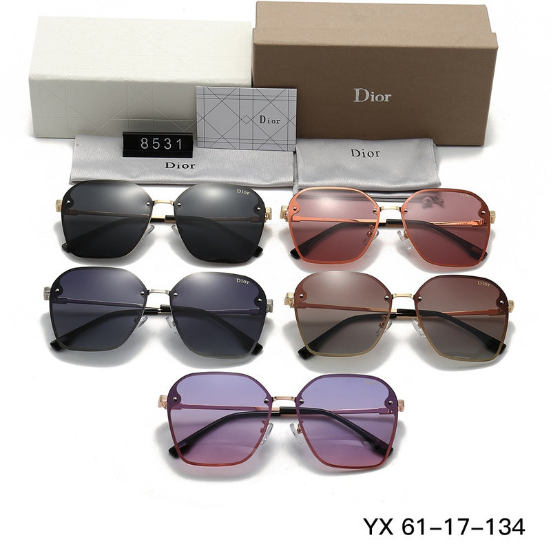 8531 Sunglasses with box