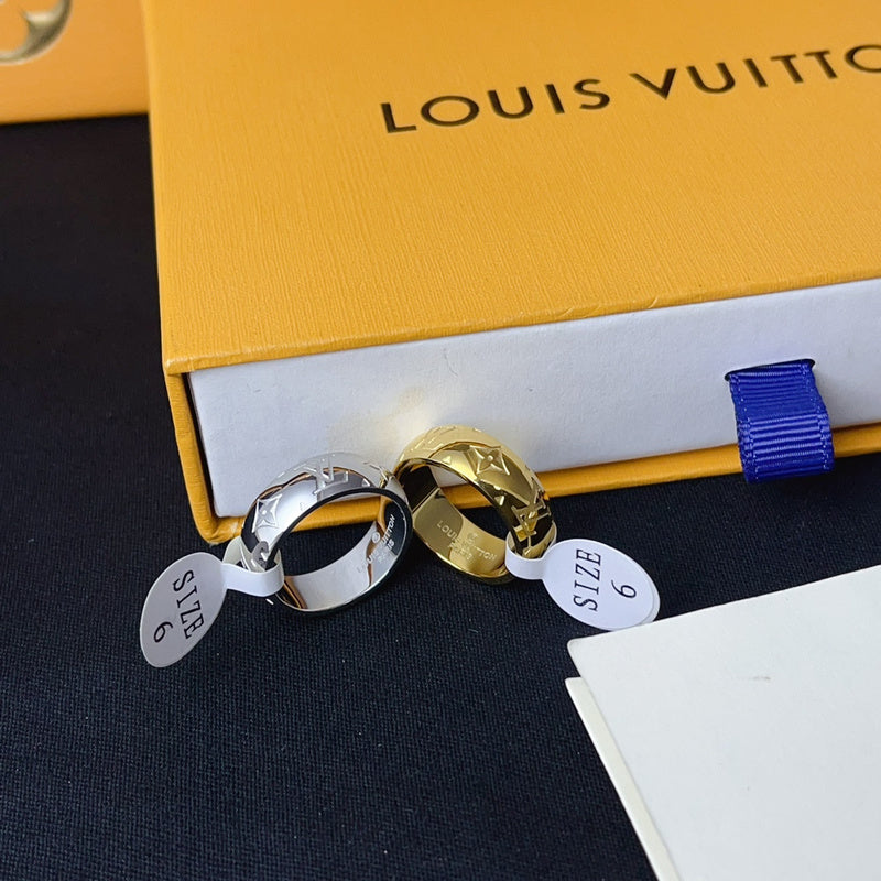 J113 Women's new titanium steel ring jewelry