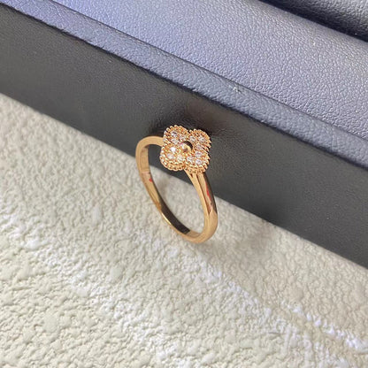 AVSR1   Mini full diamond four-leaf clover ring jewelry