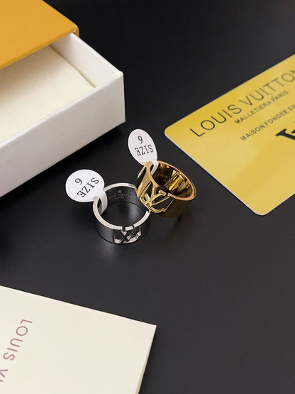 J112  Men's and women's titanium steel ring jewelry