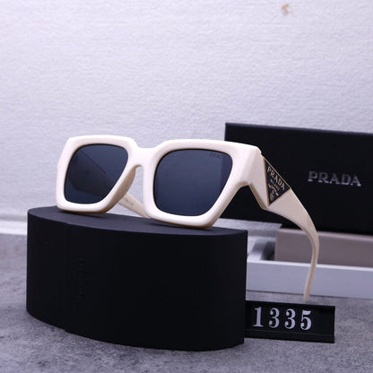 1335 Sunglasses with box