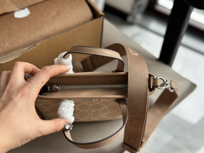 MCP29 Shoulder Bag 14-16CM Bags With box