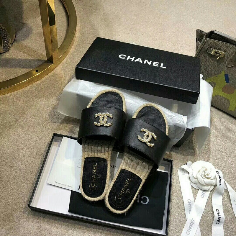 MCS0 Leather slippers shoes 35-40 With box