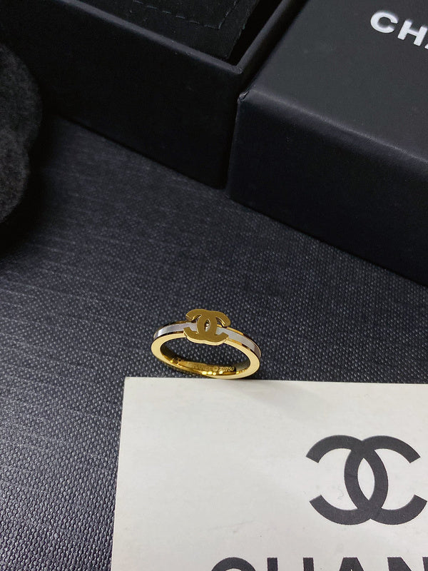 J136  Titanium steel mother-of-pearl ring jewelry