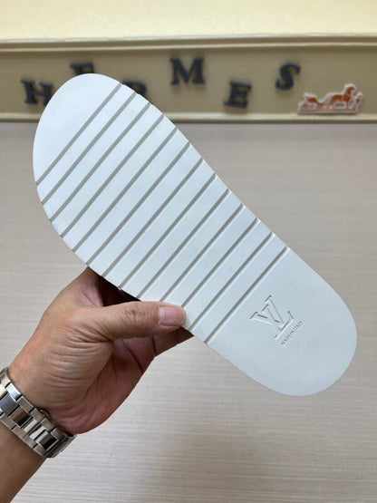 YLS01 Slippers Men shoes 38-45 With box